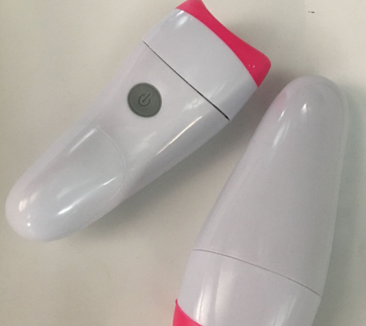 Electric Lip Plumper with Silicone Beauty Tool